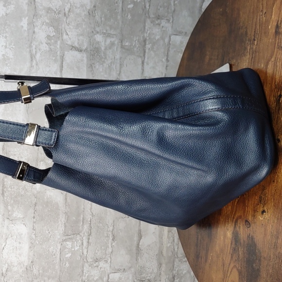 Michael Kors "Colgate" Reversible Leather/Suede Shoulder Bag - Picture 5 of 14